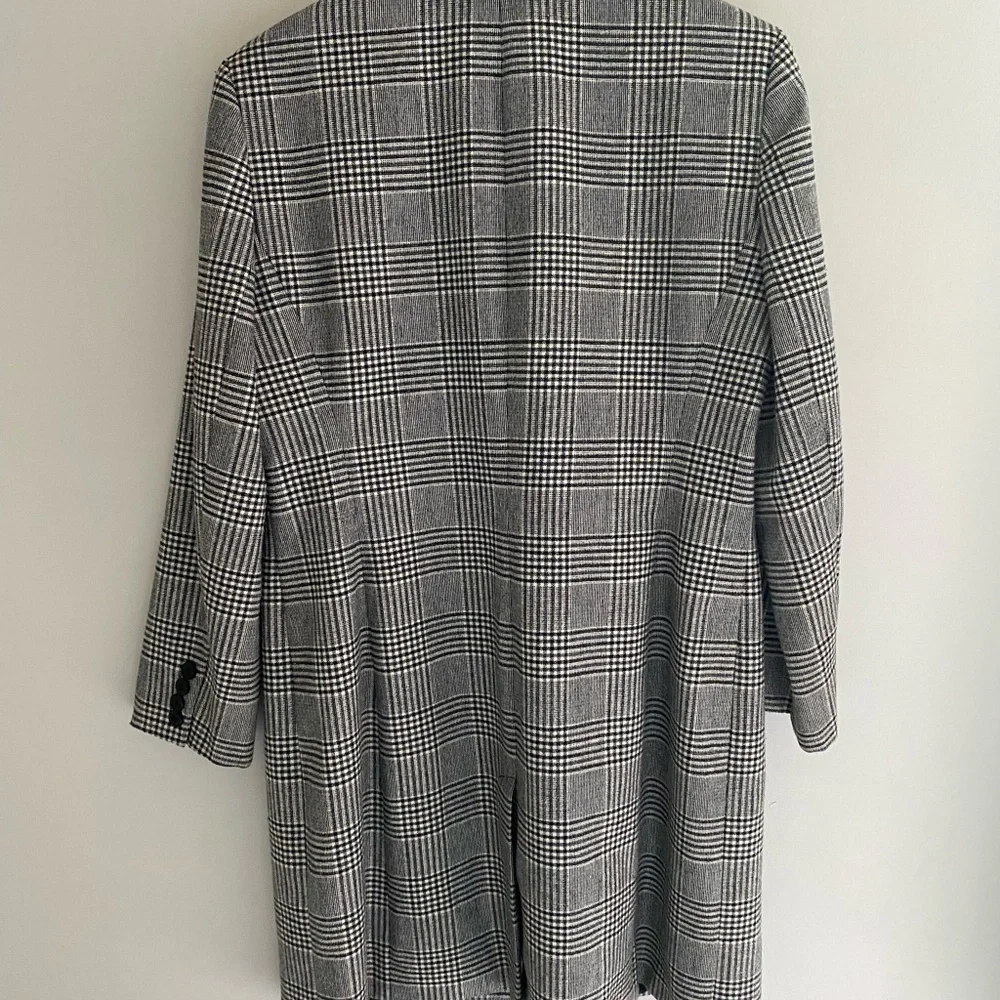 Vintage black and white plaid classic overcoat‎ size large